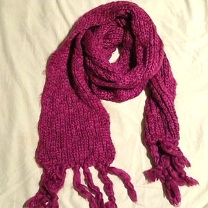 Magenta woven scarf